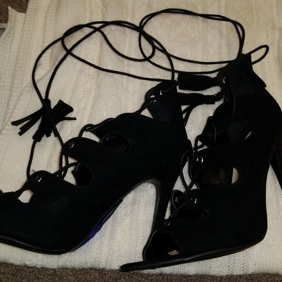Quipid Sexy  Lace Up Pumps Size 8 - Picture 5 of 5